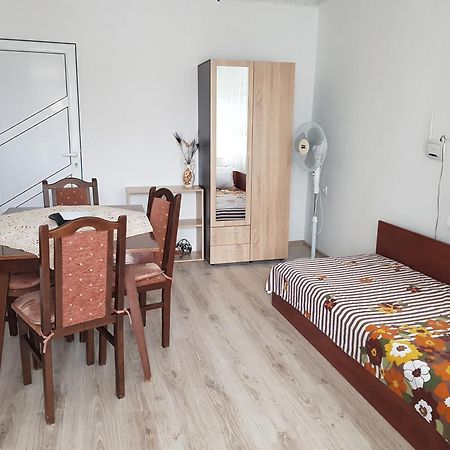 Megi Apartments Sozopol Luaran gambar