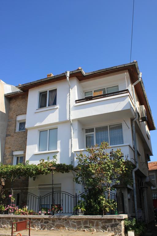 Megi Apartments Sozopol Luaran gambar