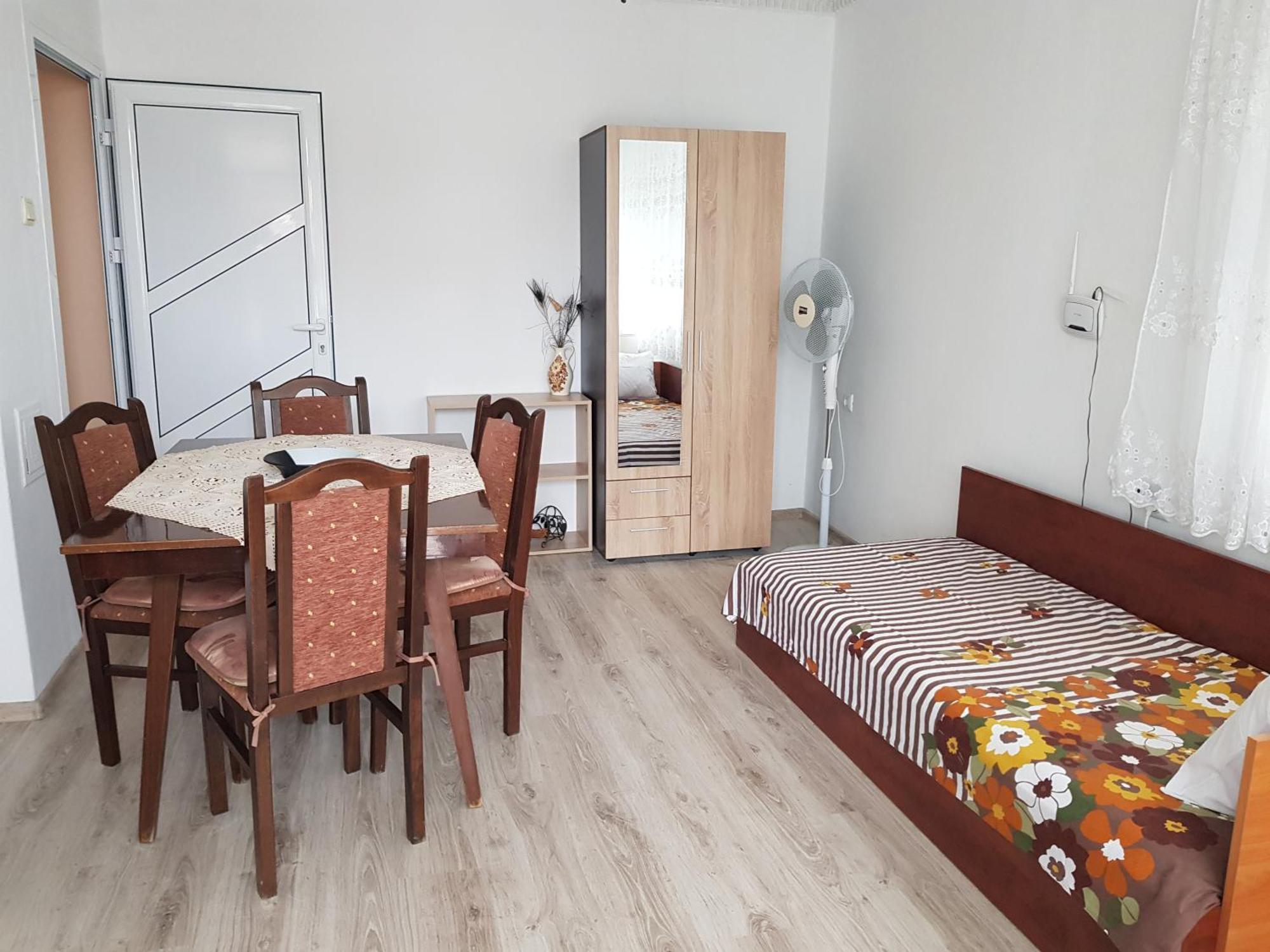 Megi Apartments Sozopol Luaran gambar