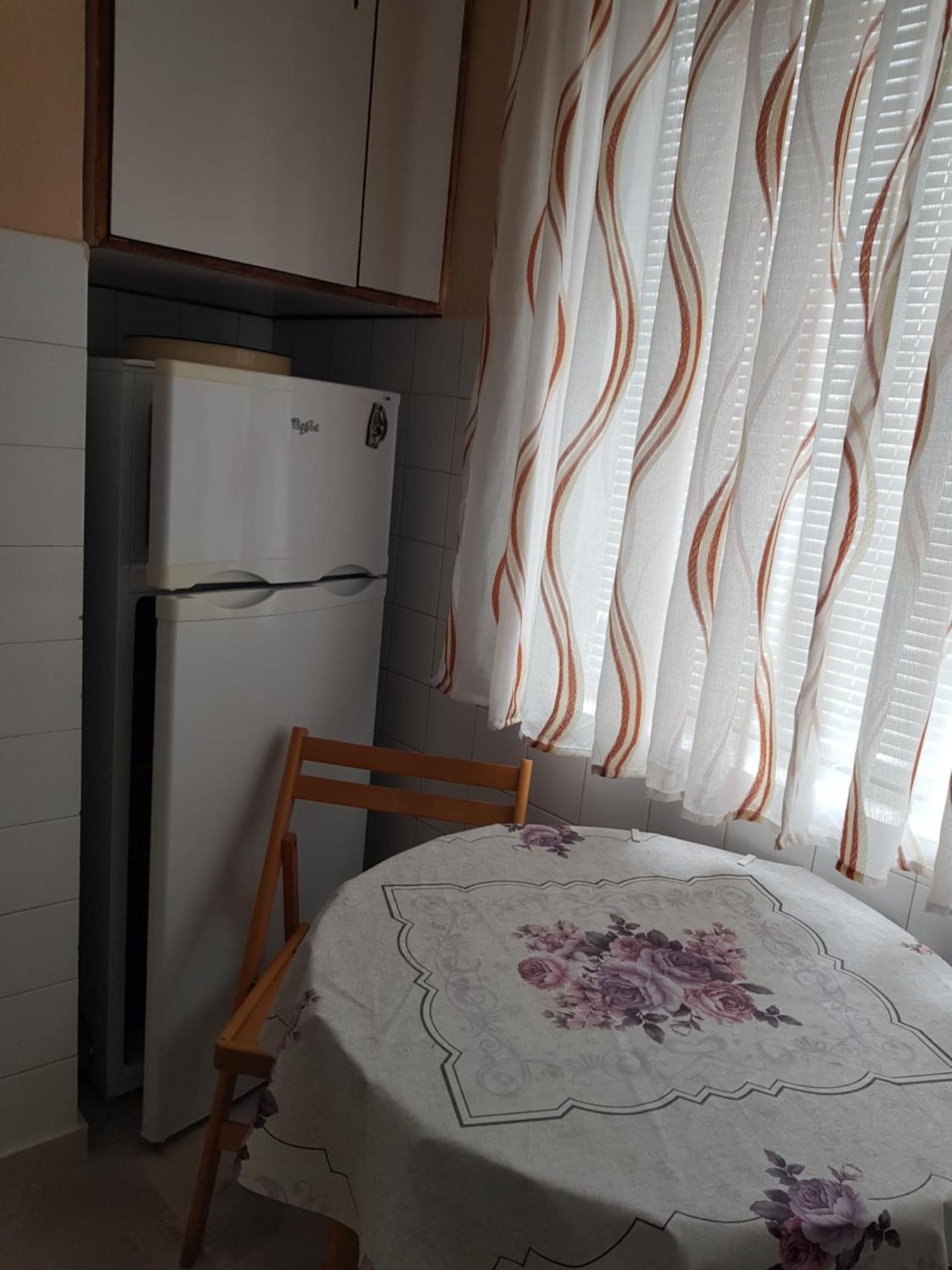 Megi Apartments Sozopol Luaran gambar